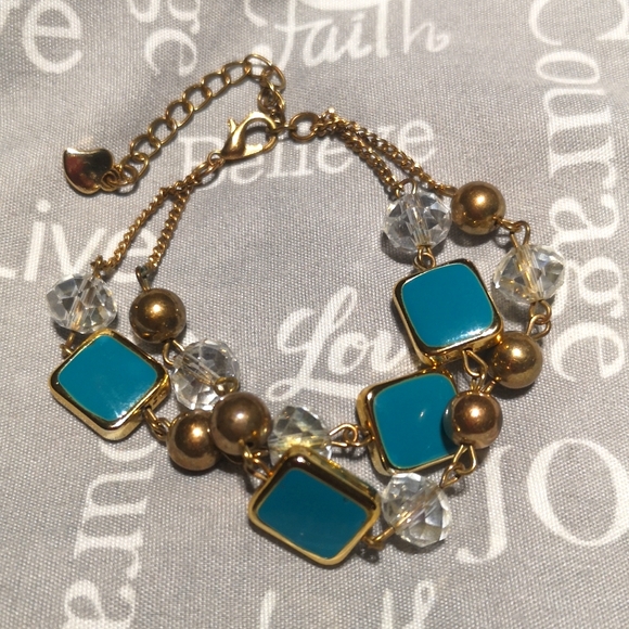 Faux turquoise and Crystal bracelet - Picture 3 of 4